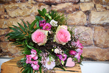 Lade das Bild in den Galerie-Viewer, Blumenstrauß Träumerei