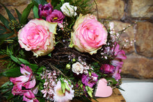 Lade das Bild in den Galerie-Viewer, Blumenstrauß Träumerei