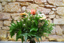 Lade das Bild in den Galerie-Viewer, Blumenstrauß Zarte Verführung
