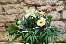 Lade das Bild in den Galerie-Viewer, Blumenstrauß Edelweiß