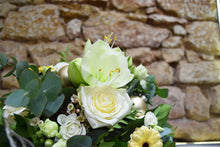 Lade das Bild in den Galerie-Viewer, Blumenstrauß Edelweiß