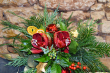 Lade das Bild in den Galerie-Viewer, Blumenstrauß Roter Zauberglanz