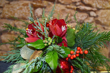 Lade das Bild in den Galerie-Viewer, Blumenstrauß Roter Zauberglanz