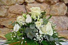 Lade das Bild in den Galerie-Viewer, Blumenstrauß White Classic