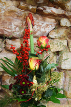 Lade das Bild in den Galerie-Viewer, Blumenstrauß Dornröschen