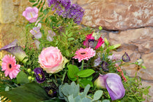 Lade das Bild in den Galerie-Viewer, Blumenstrauß wunderbar
