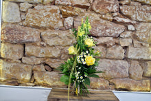 Lade das Bild in den Galerie-Viewer, Blumenstrauß strahlendes Lächeln
