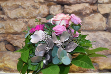 Lade das Bild in den Galerie-Viewer, Blumenstrauß Wunderbar Rosa
