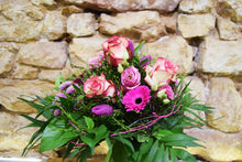 Lade das Bild in den Galerie-Viewer, Blumenstrauß Frühlingswonne Pinkie

